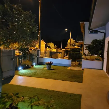 Semindipendente Con 6 Posti Letto