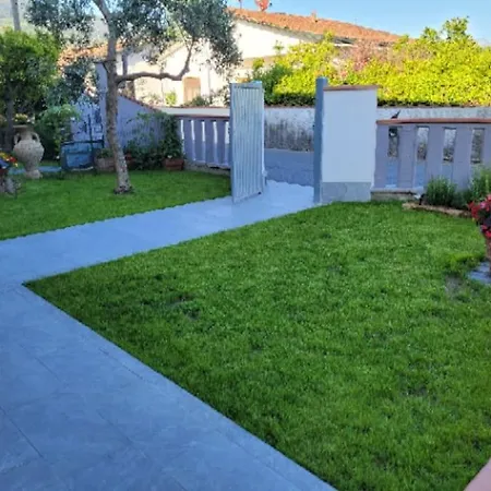 Ferienhaus Semindipendente Con 6 Posti Letto Cinquale