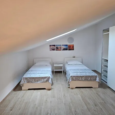 Semindipendente Con 6 Posti Letto Cinquale